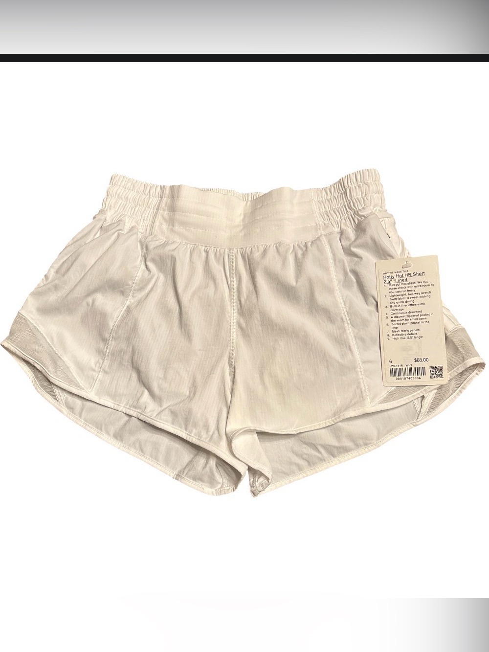 Lululemon Hotty Hot HR Short 2.5” inseam lined white Size 6 NWT